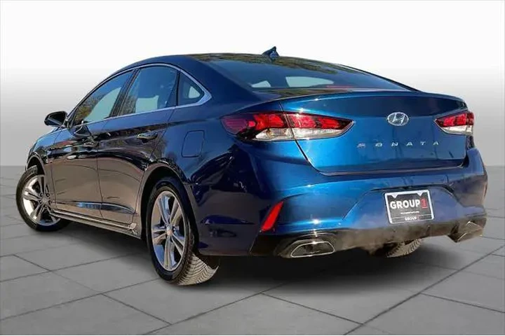 $9498 : Hyundai SONATA 2019 Sport 4d image 10