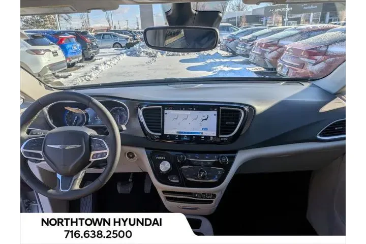 $28554 : Chrysler Pacifica 2024 Touri image 9