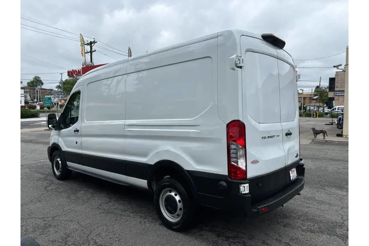 $25499 : 2020 Transit 250 image 5