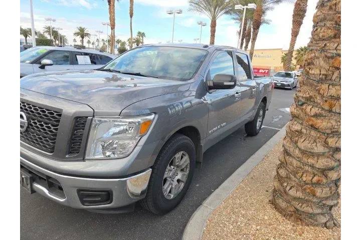 $24506 : Nissan Titan 2019 4x2 S 4dr image 1