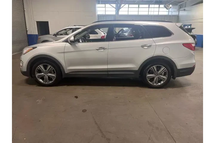 $9940 : Hyundai SANTA FE 2015 image 6