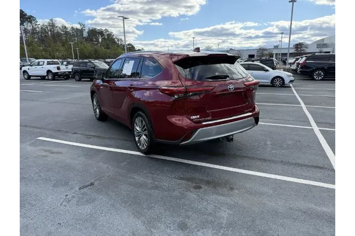 $33476 : Toyota Highlander Hybrid 202 image 5