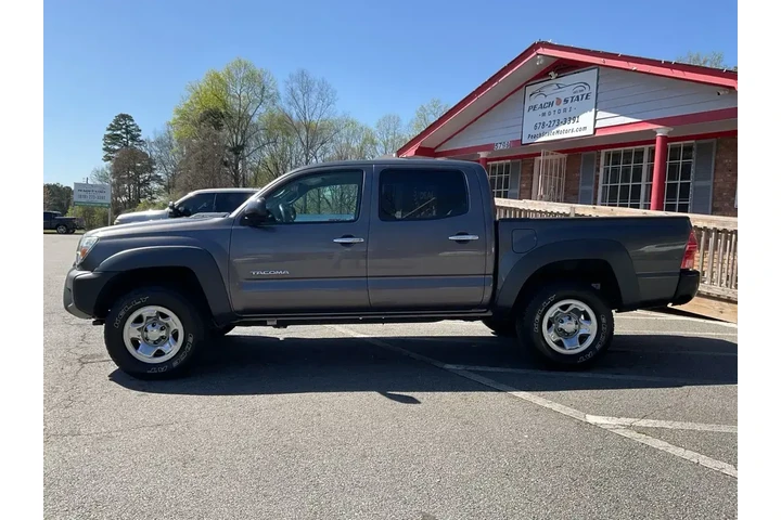 $18985 : Toyota Tacoma 2015 4x2 PreRu image 8