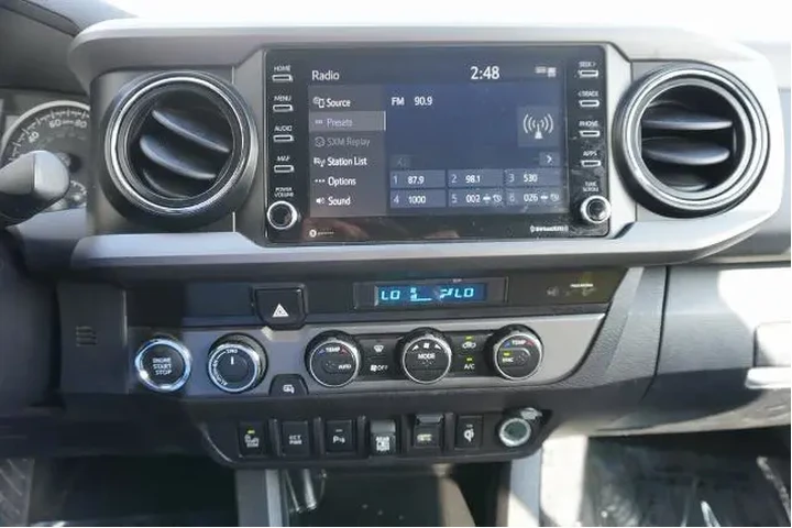 $39688 : Toyota Tacoma 2023 4x4 TRD P image 8