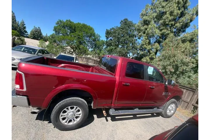 $38000 : Ram 2500 2015 4x4 Laramie 4d image 6