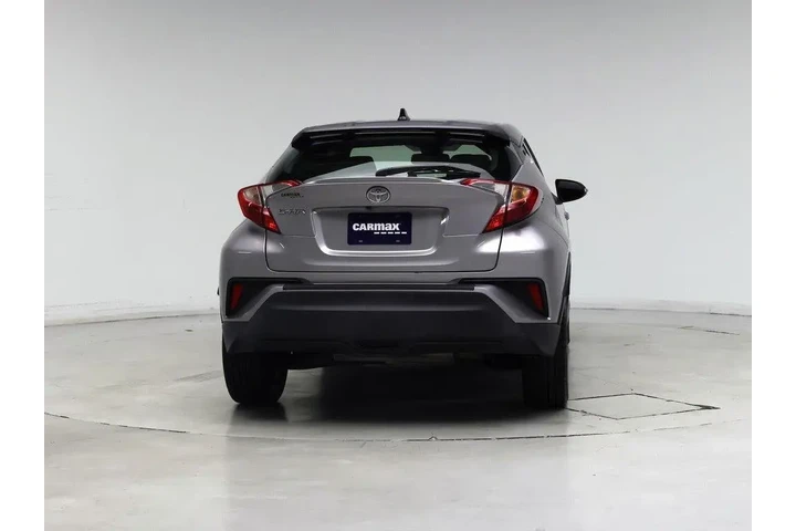 $16998 : Toyota C-HR 2019 XLE 4dr Cro image 6