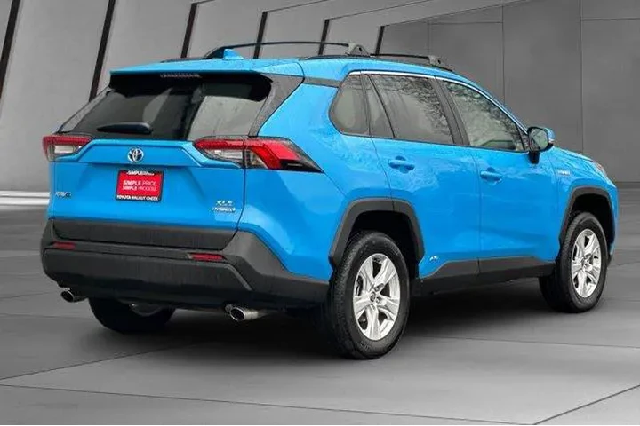 $30900 : Toyota RAV4 Hybrid 2021 AWD image 4