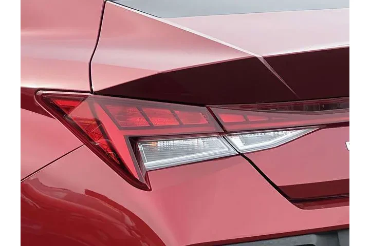 $20492 : Hyundai ELANTRA 2025 SEL Con image 9