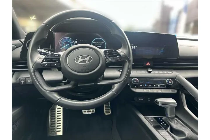 $25995 : Hyundai ELANTRA Hybrid 2025 image 10