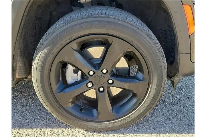 $30950 : Jeep Grand Cherokee 2023 4x4 image 7