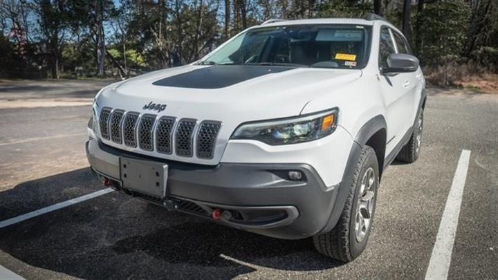 $26598 : PRE-OWNED 2021 JEEP CHEROKEE image 1
