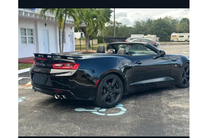*Chevrolet Camaro 2018* image 4