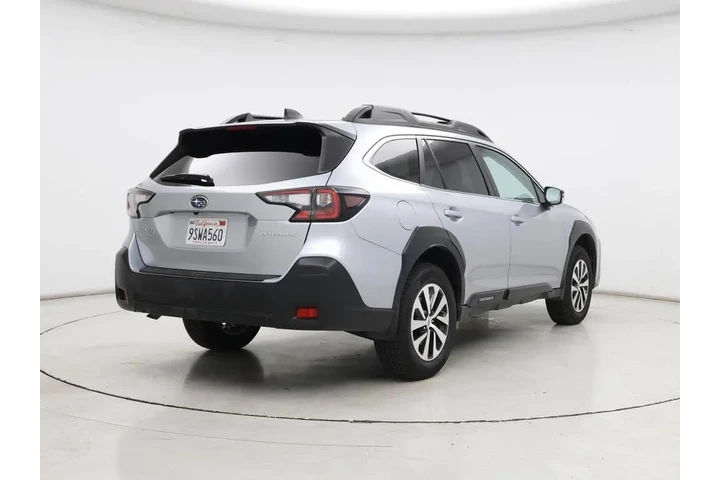 $27998 : Subaru Outback 2025 AWD Prem image 8