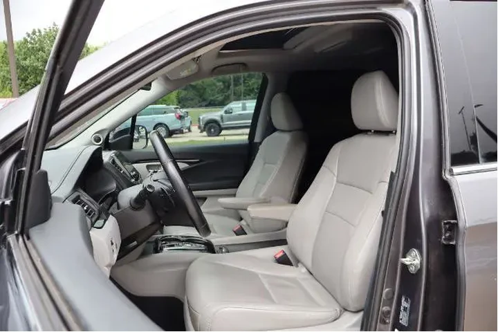 $19888 : Honda Pilot 2020 AWD Touring image 10