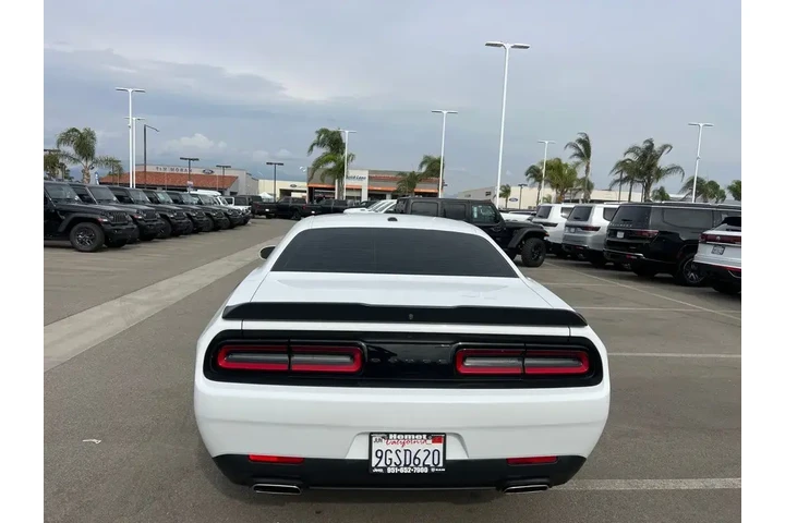 $28934 : Dodge Challenger 2023 SXT 2d image 7