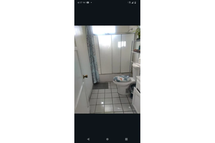 $550 : Rento cuarto image 1