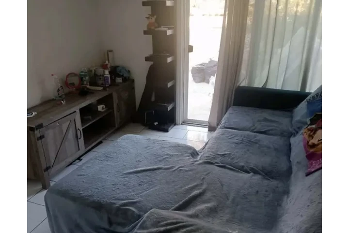 $500 : Living room,Sala de Rent !!! image 2