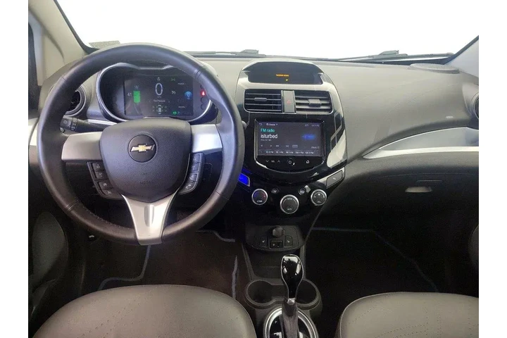 $8998 : Chevrolet Spark EV 2015 2LT image 9