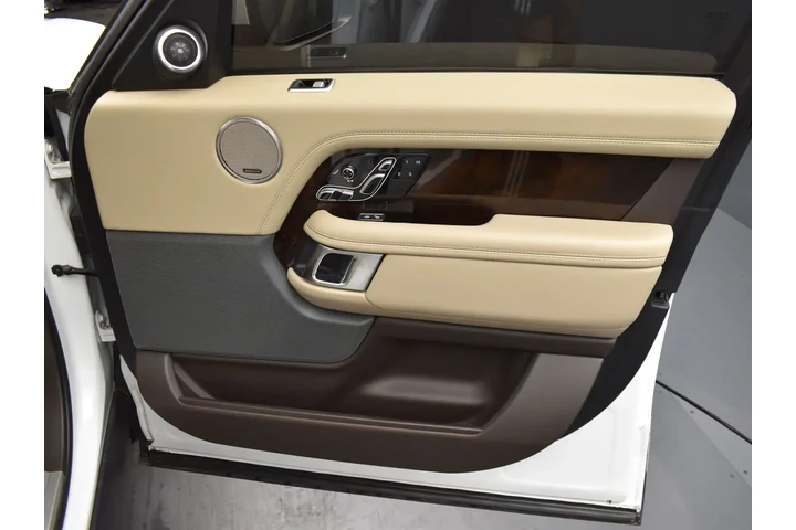 $34495 : Land Rover Range Rover 2020 image 5