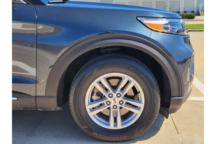 $29999 : Ford Explorer 2023 XLT 4dr S image 8