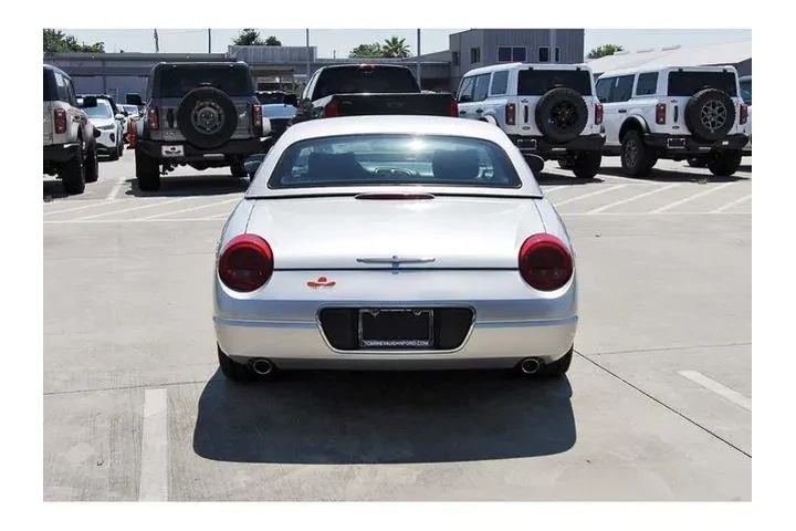 $16995 : Ford Thunderbird 2004 Deluxe image 3