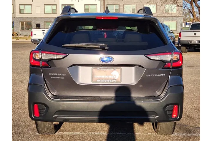 $1 : 2022 Outback Premium image 10