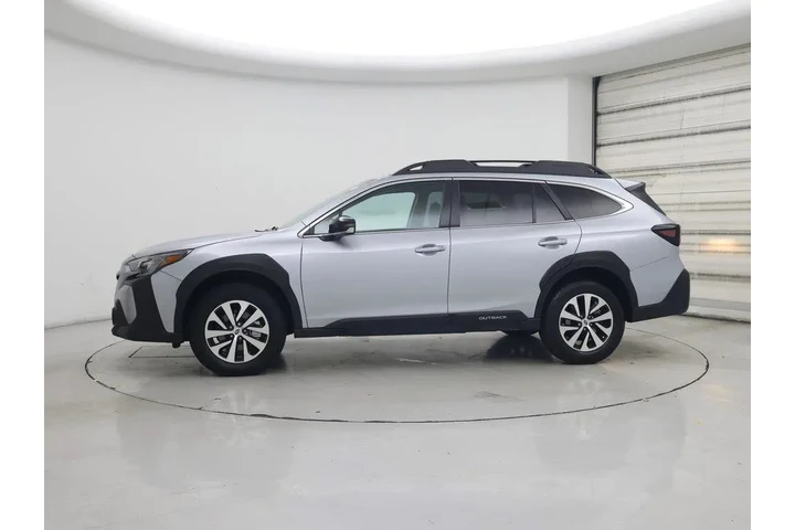 $27998 : Subaru Outback 2023 AWD Prem image 3