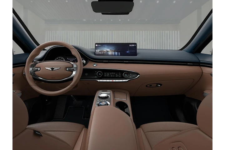 $37983 : Genesis GV70 2023 AWD 2.5T S image 8