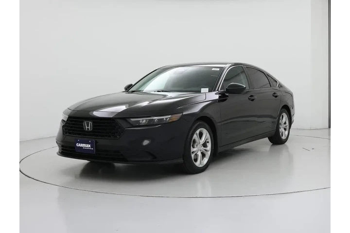 $23998 : Honda Accord 2023 LX 4dr Sed image 4
