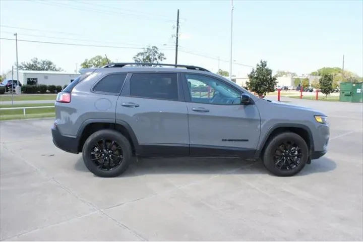 $24900 : Jeep Cherokee 2023 4x4 Altit image 5
