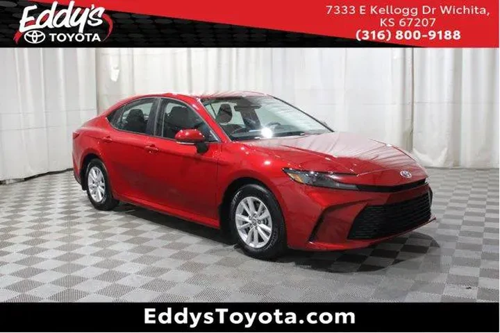 $31844 : Toyota Camry 2026 LE 4dr Sed image 1