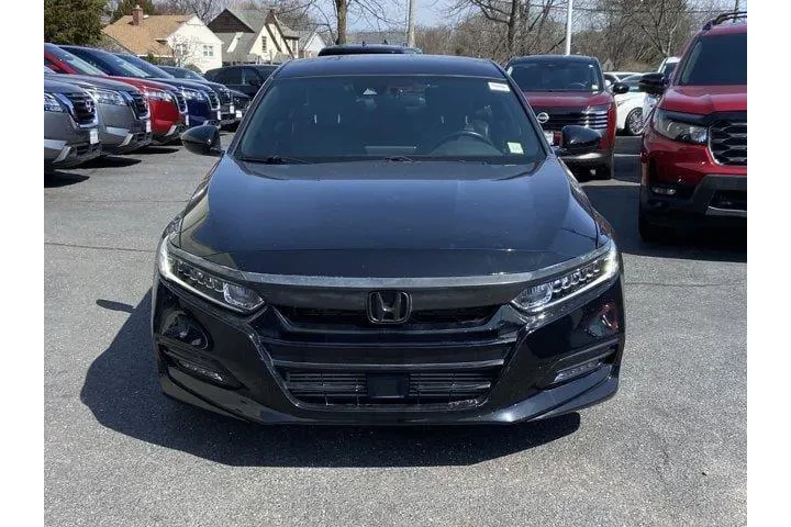 $17487 : Honda Accord 2019 Sport 4dr image 2