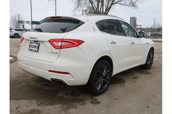 $26477 : Maserati Levante 2019 AWD Gr image 8