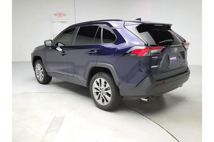 $31998 : Toyota RAV4 2023 XLE Premium image 7