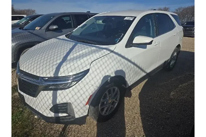 $20215 : Chevrolet Equinox 2023 4x4 L image 1