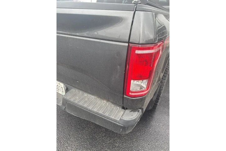 $18207 : Ford F-150 2017 4x4 XL 4dr S image 5