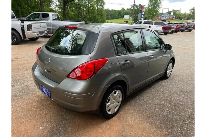 $5999 : 2010 Versa 1.8 SL image 5