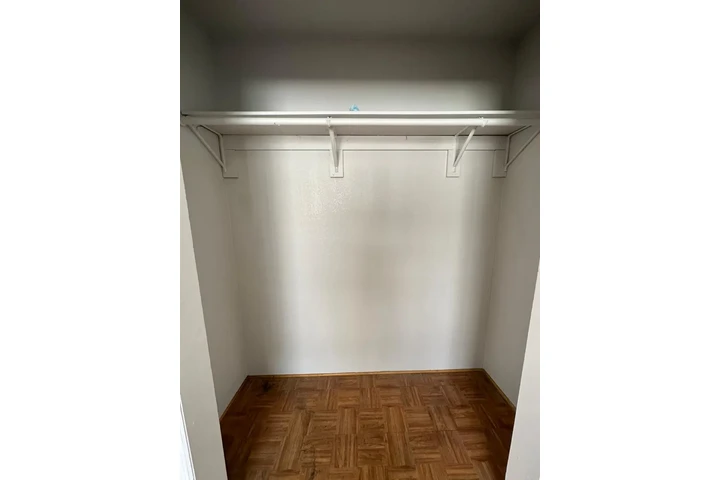 $1100 : RENTO HABITACIÓN PAREJA image 3