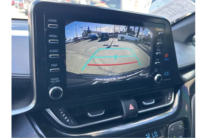 $17477 : 2019 C-HR LE image 7