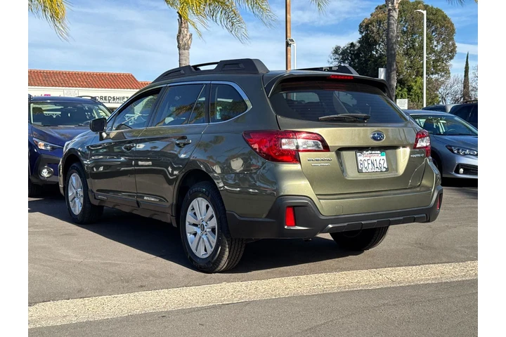 $15997 : Subaru Outback 2018 AWD 2.5i image 7