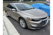 $17950 : Chevrolet Malibu 2024 LT 4dr thumbnail
