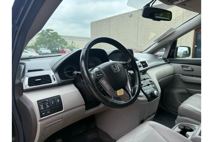 $24995 : 2012 Odyssey Touring image 4