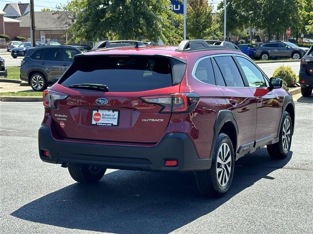 $29528 : PRE-OWNED 2024 SUBARU OUTBACK image 2