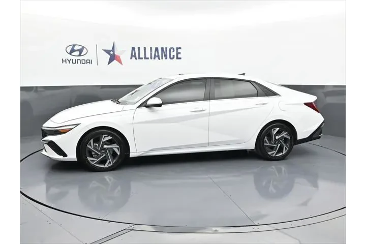 $22875 : Hyundai ELANTRA 2025 SEL Con image 4
