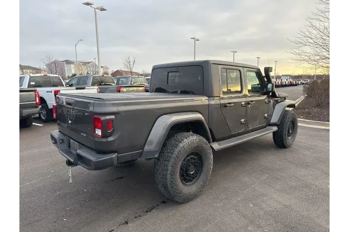 $24000 : Jeep Gladiator 2021 4x4 Spor image 7