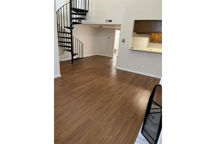 $2550 : Apartamento de dos Recamaras image 2