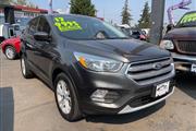 $9995 : 2017 Escape SE thumbnail