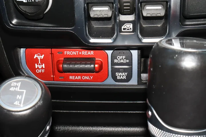 $30488 : 2020 Gladiator Rubicon 4x4 image 10