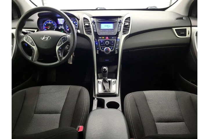 $12998 : Hyundai ELANTRA GT 2014 4dr image 9