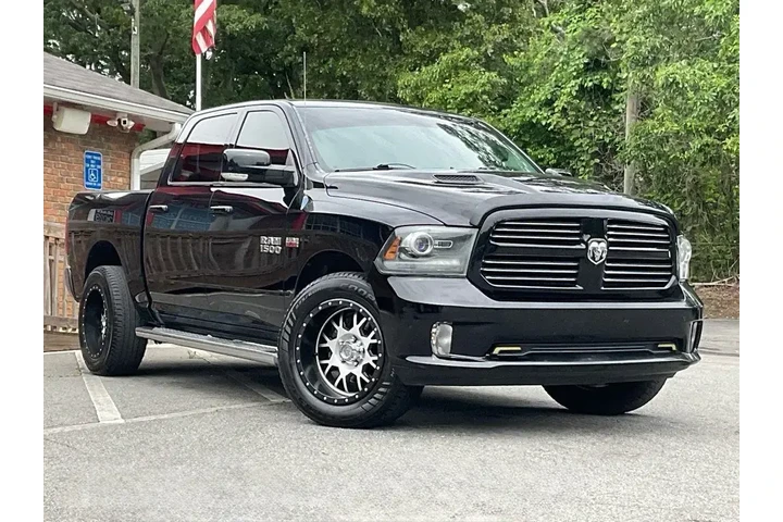 $17985 : Ram 1500 2013 4x4 Sport 4dr image 3